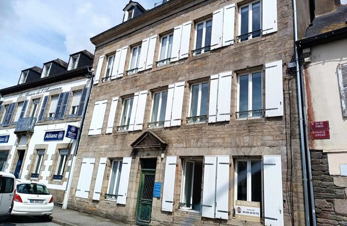 PONTIVY - APPARTEMENT T2 AVEC GARAGE PRIVATIF — photo 2