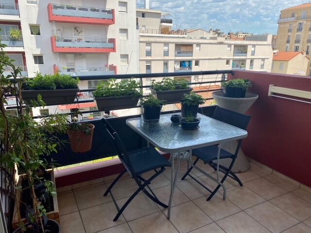 Marseille 5eme Appartement 2 pièces 48 m²