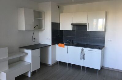 location appartement 718 € CC /mois à proximité de La Penne-sur-Huveaune (13821)