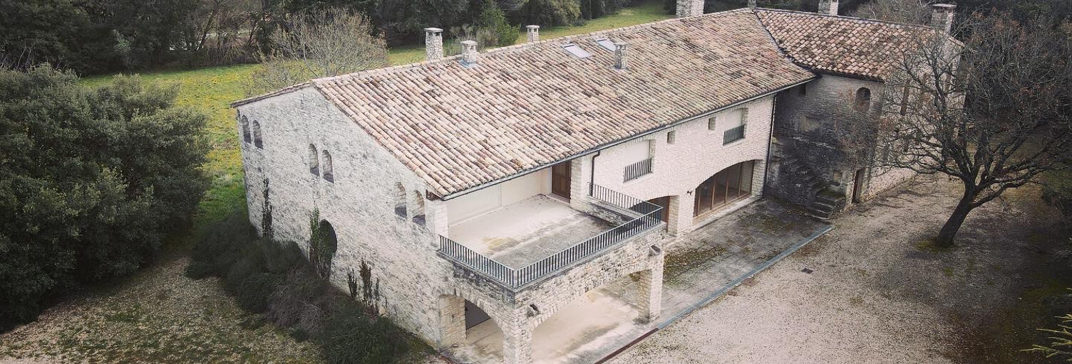 Maison 14 Pièces 554 m² à vendre à Chamaret (26230)