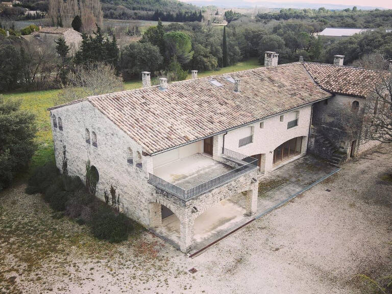 Mas situé à Chamaret (Grignan) — photo 1