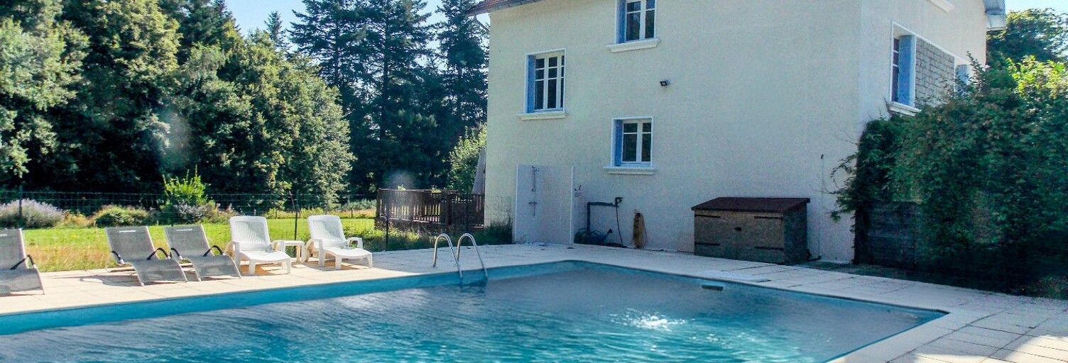 Maison 9 Pièces 210 m² à vendre à Maisonnais-sur-Tardoire (87440)