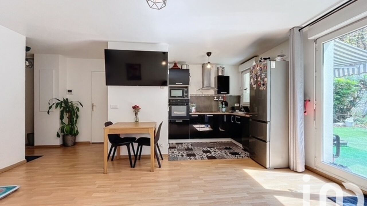 appartement 2 pièces 48 m2 à vendre à Noisy-le-Sec (93130)