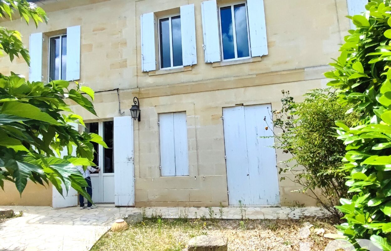 maison 8 pièces 198 m2 à vendre à Saint-Germain-du-Puch (33750)