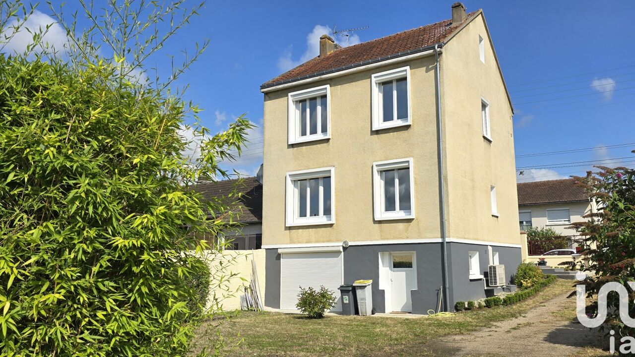 maison 5 pièces 150 m2 à vendre à Saint-Jean-de-la-Ruelle (45140)