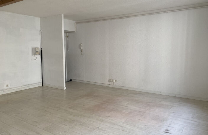 Appartement 3 pièces de 75,73 m2 17 Rue pêcherie 26100 ROMANS SUR ISERE — photo 5