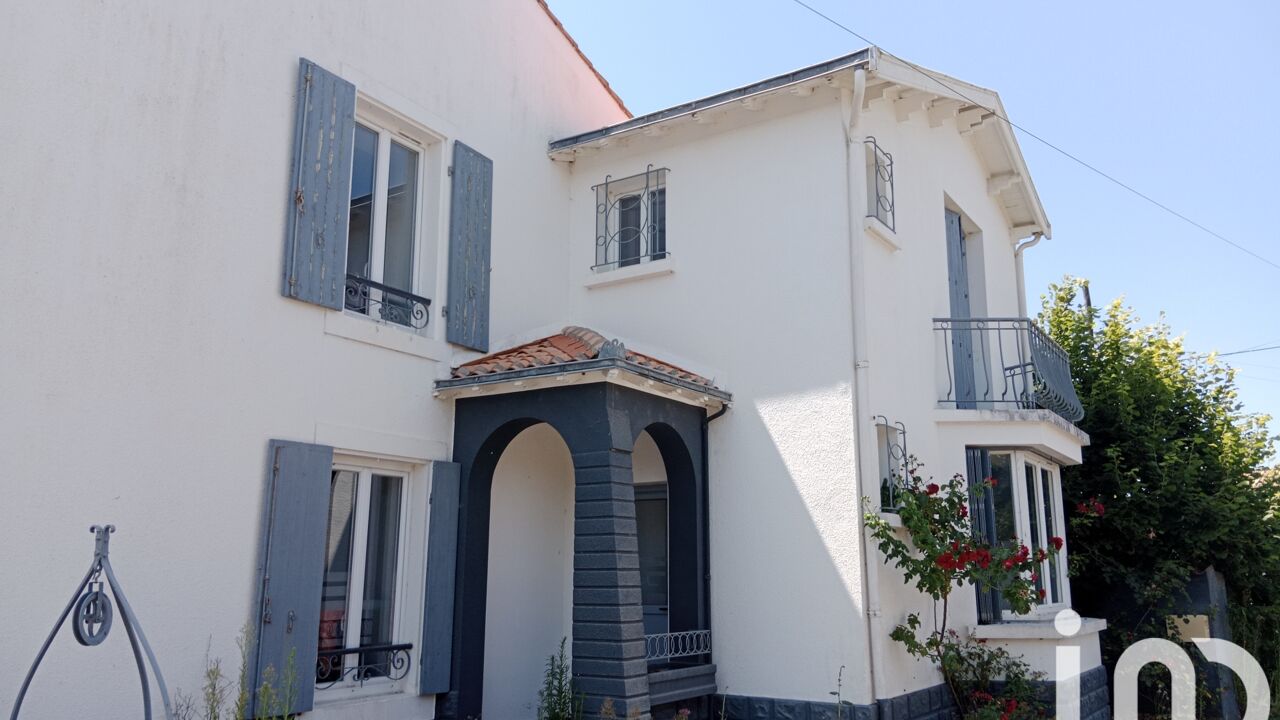 maison 6 pièces 143 m2 à vendre à Saint-Hilaire-la-Palud (79210)