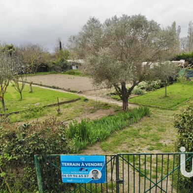 Terrain  44900 €
