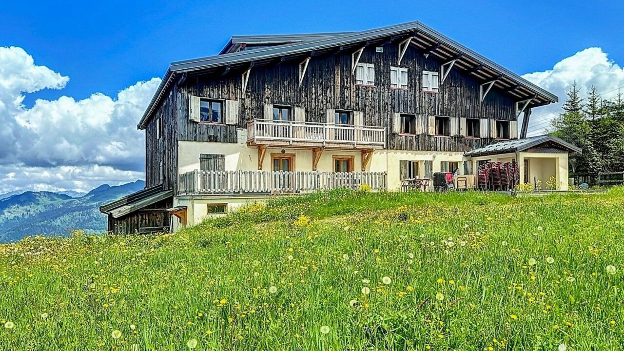 commerce  pièces 900 m2 à vendre à Samoëns (74340)