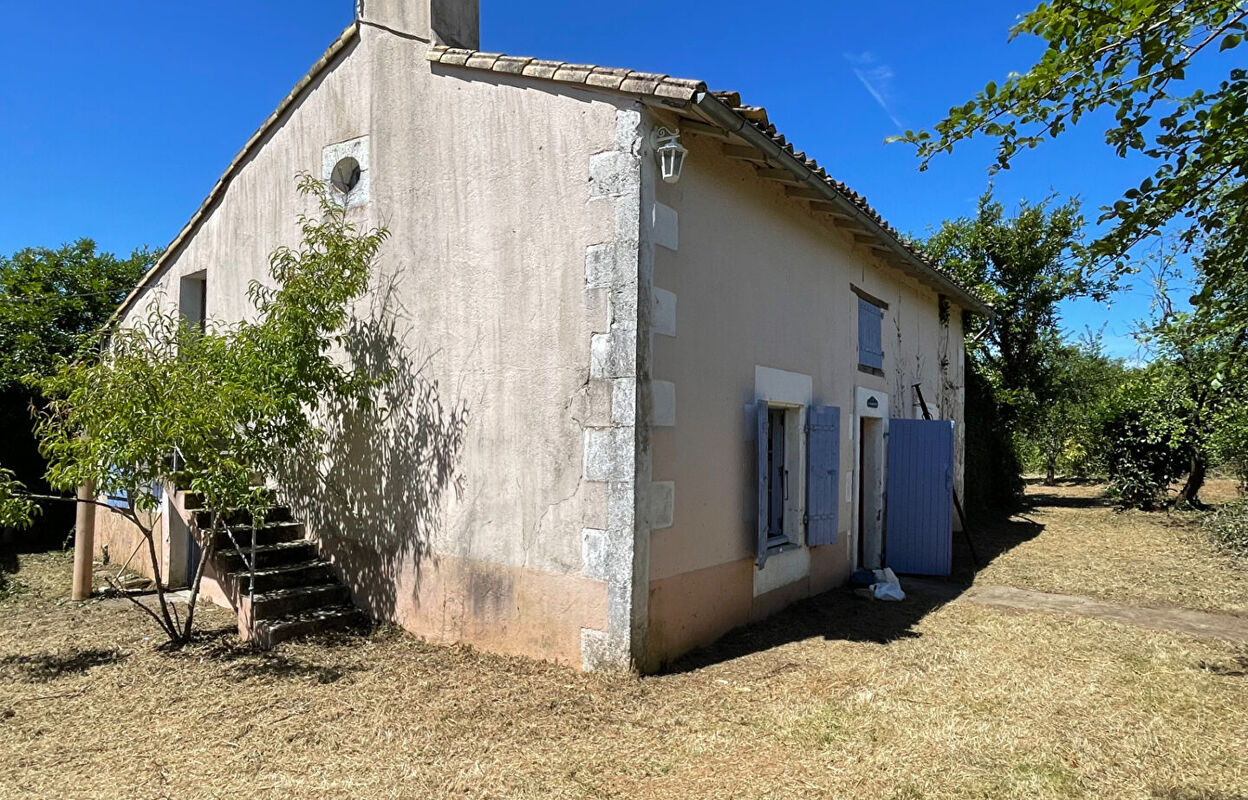 maison 2 pièces 68 m2 à vendre à Ligugé (86240)