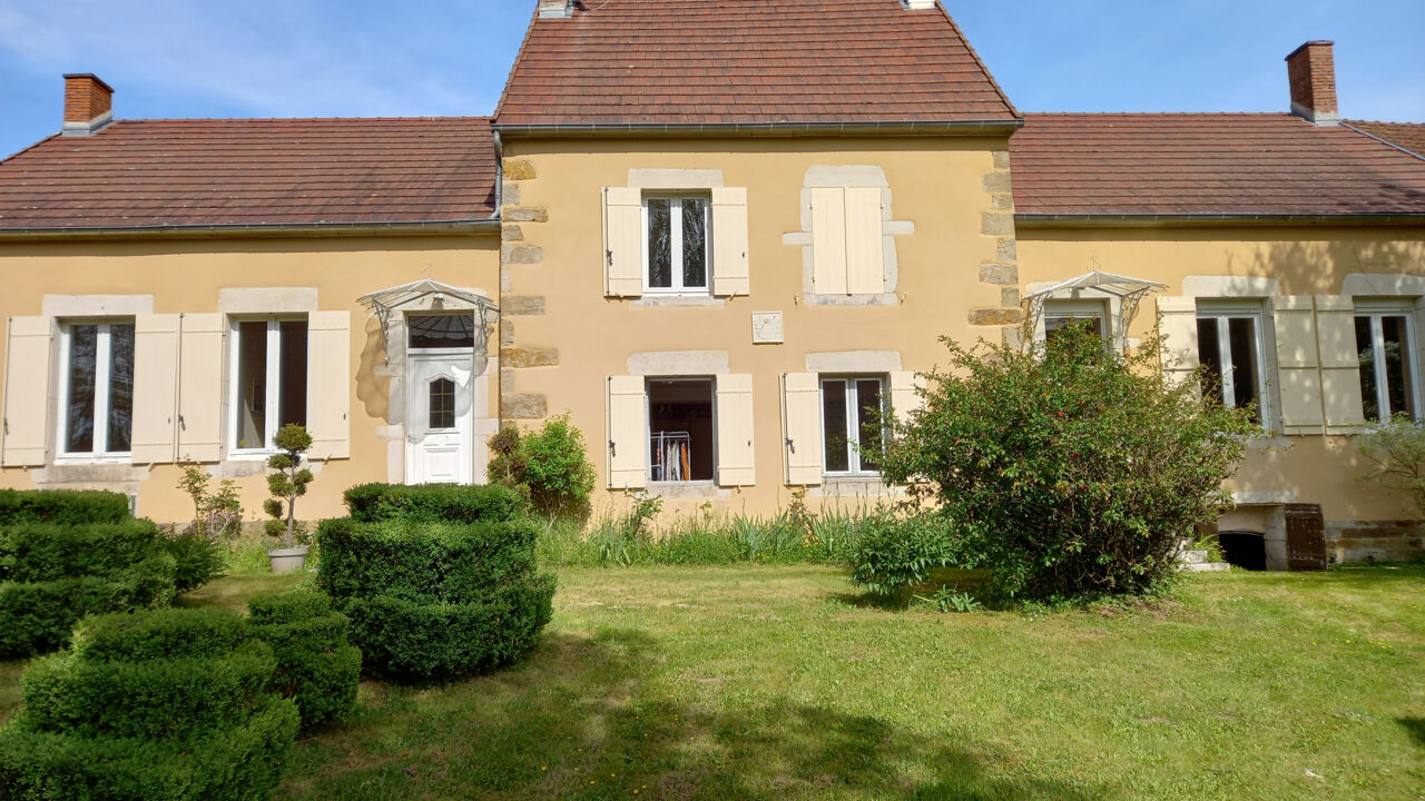 maison 5 pièces 190 m2 à vendre à Arnay-le-Duc (21230)