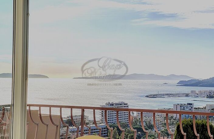 Appartement situé sur les hauteurs du Lavandou avec magnifique v — photo 2