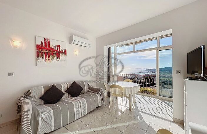Appartement situé sur les hauteurs du Lavandou avec magnifique v — photo 3