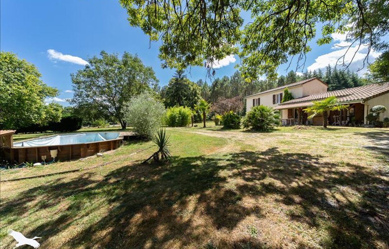 maison 5 pièces 127 m2 à vendre à Saint-Martin-d'Ary (17270)