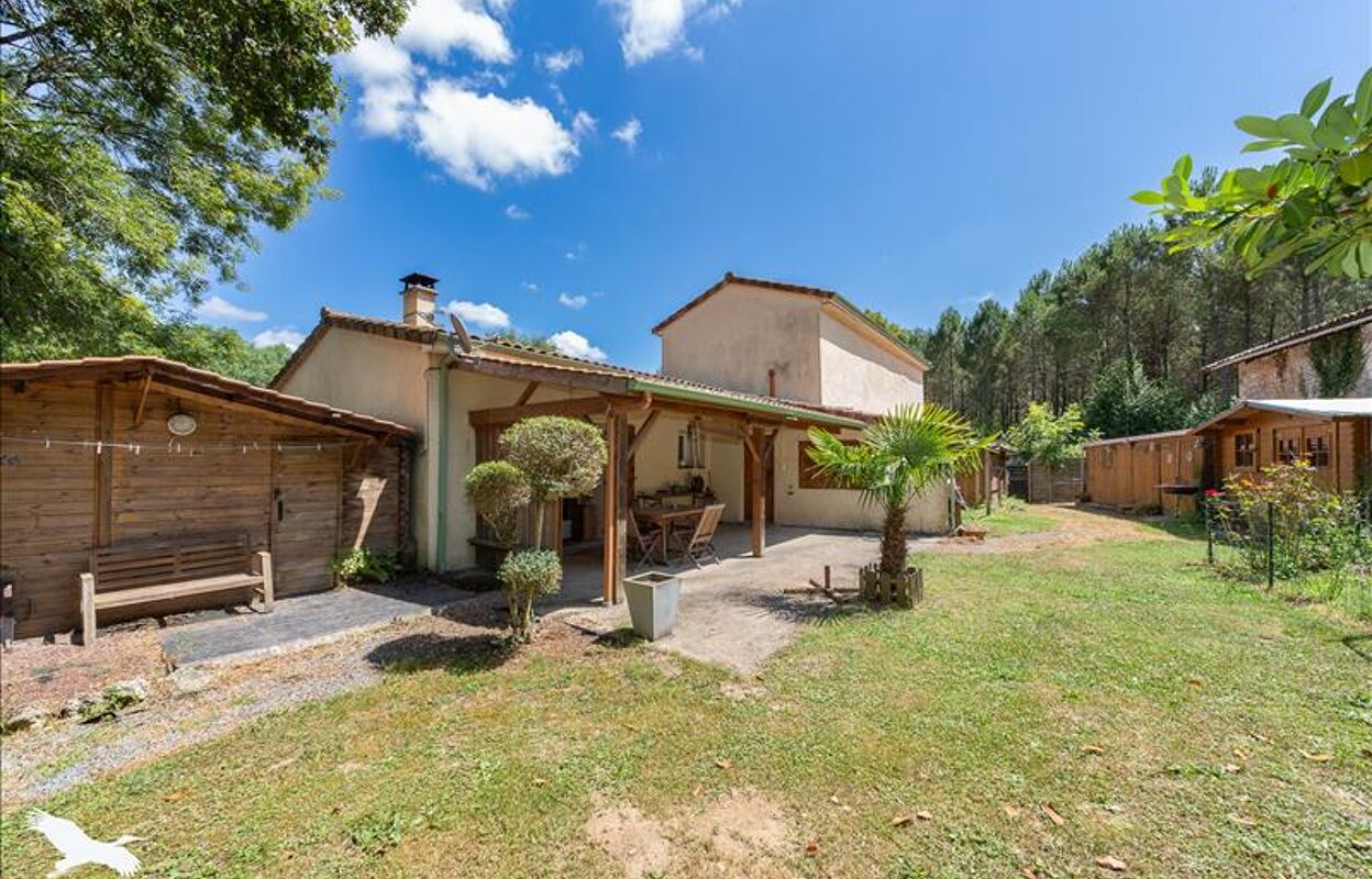 maison 5 pièces 127 m2 à vendre à Saint-Martin-d'Ary (17270)