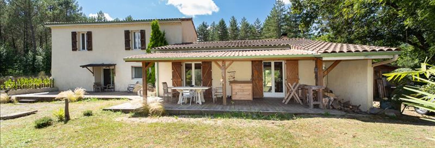 Maison 5 Pièces 127 m² à vendre à Saint-Martin-d'Ary (17270)