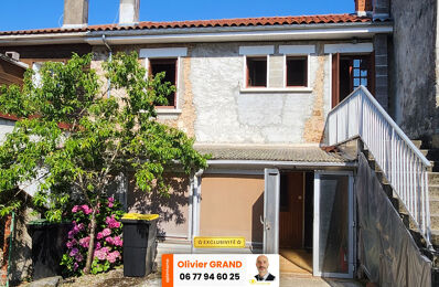 vente maison 127 500 € à proximité de Chabanais (16150)