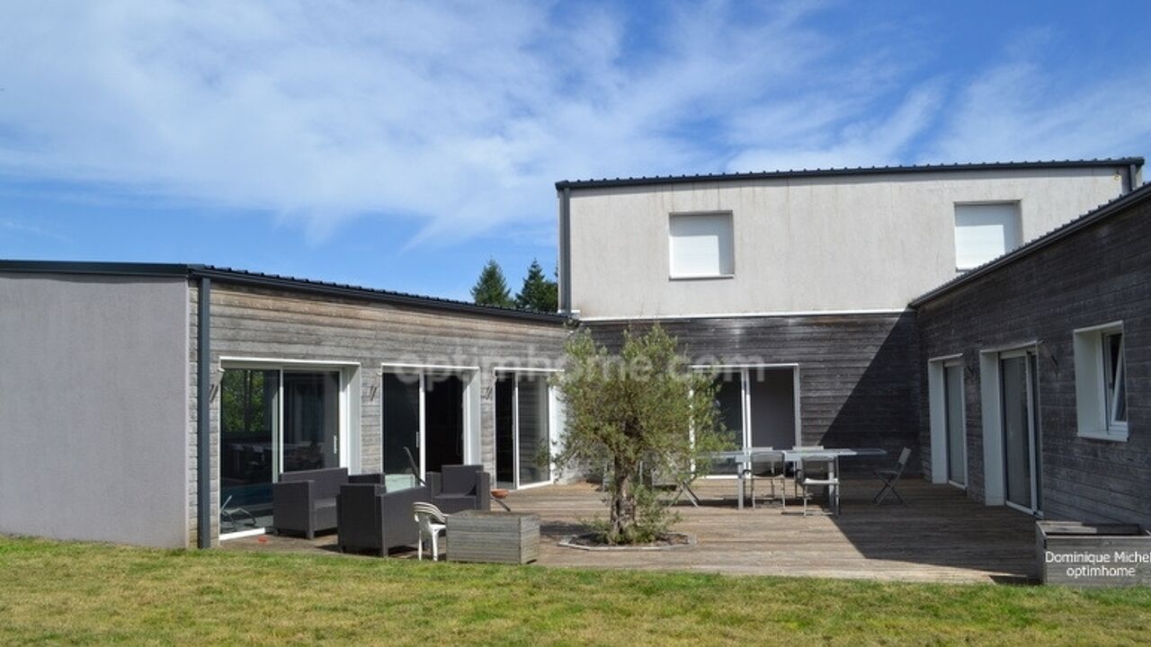 maison 8 pièces 230 m2 à vendre à Saint-Dié-des-Vosges (88100)