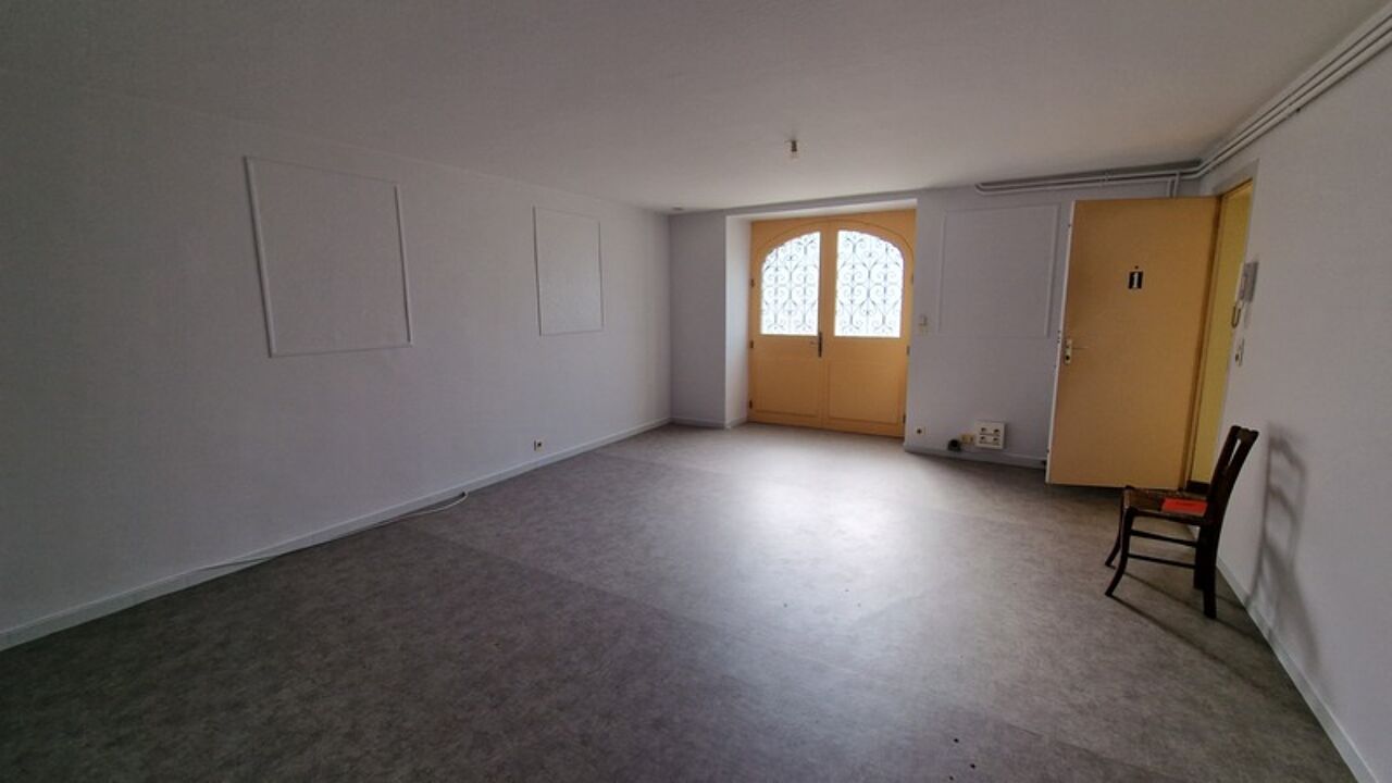 immeuble  pièces 220 m2 à vendre à Bellac (87300)