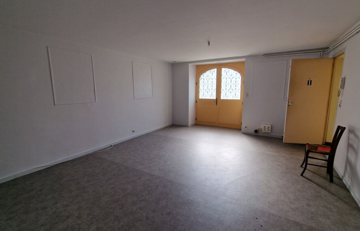 immeuble  pièces 220 m2 à vendre à Bellac (87300)