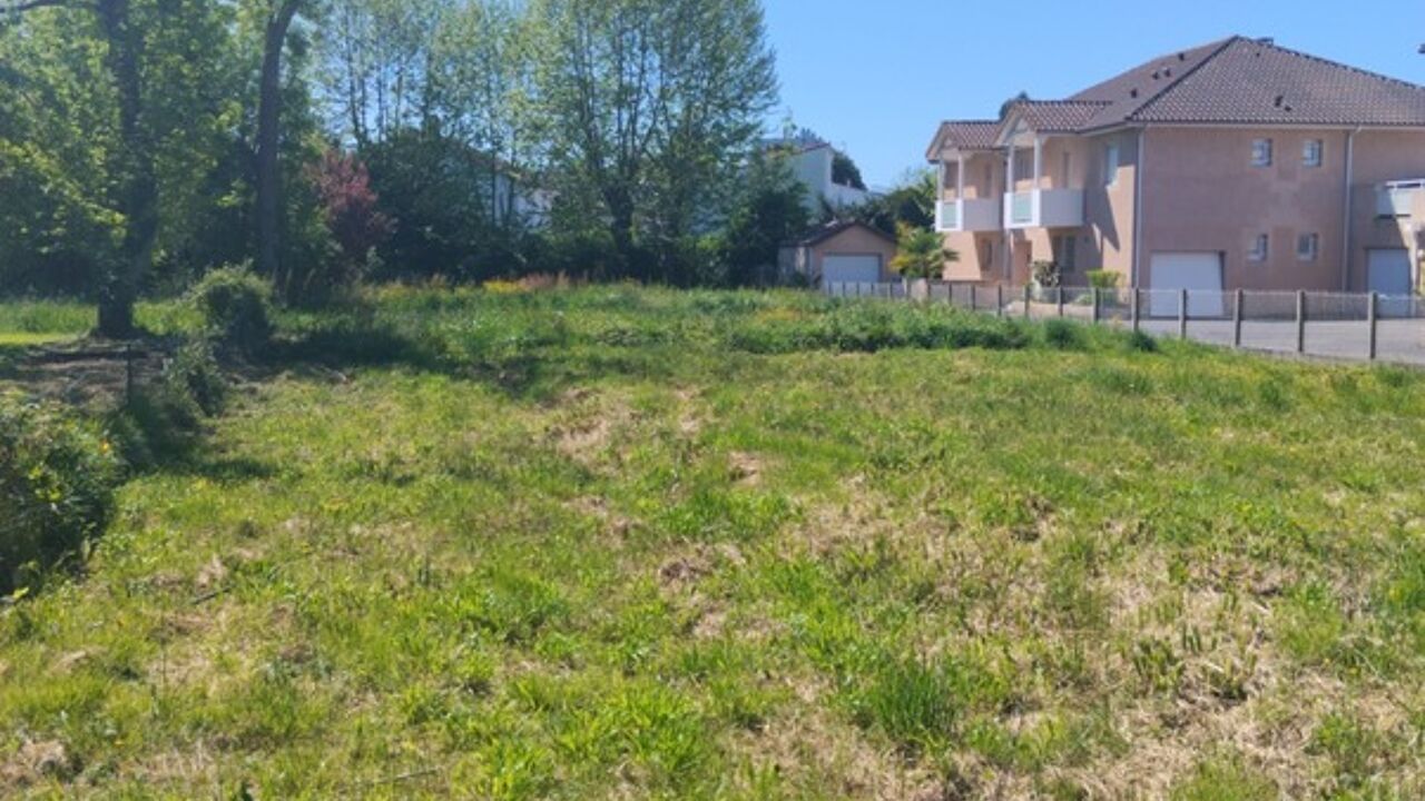 terrain  pièces 1441 m2 à vendre à Lons (64140)