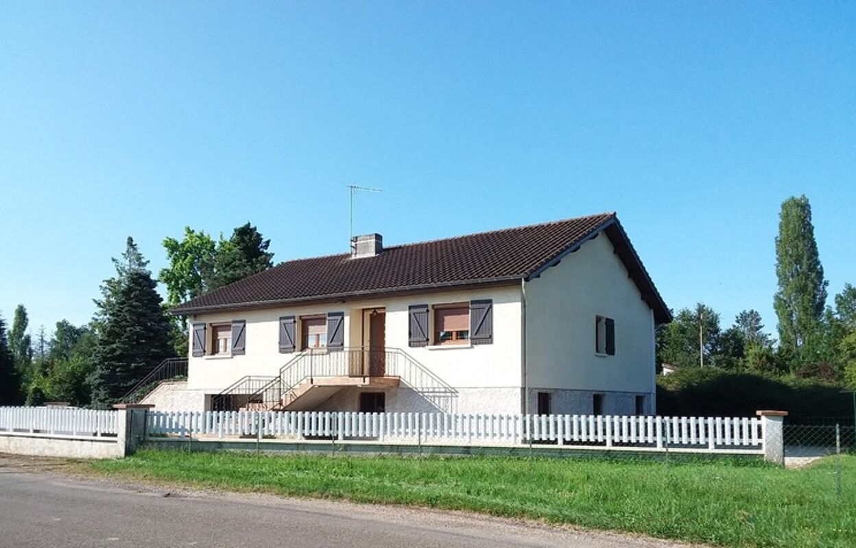 maison 5 pièces 110 m2 à vendre à Lamarche-sur-Saône (21760)