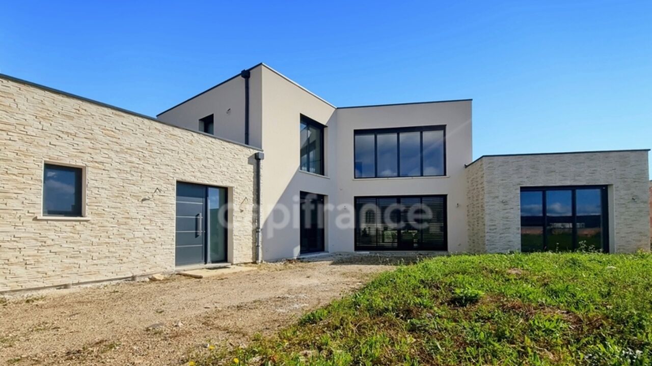 maison 5 pièces 208 m2 à vendre à Mercurey (71640)