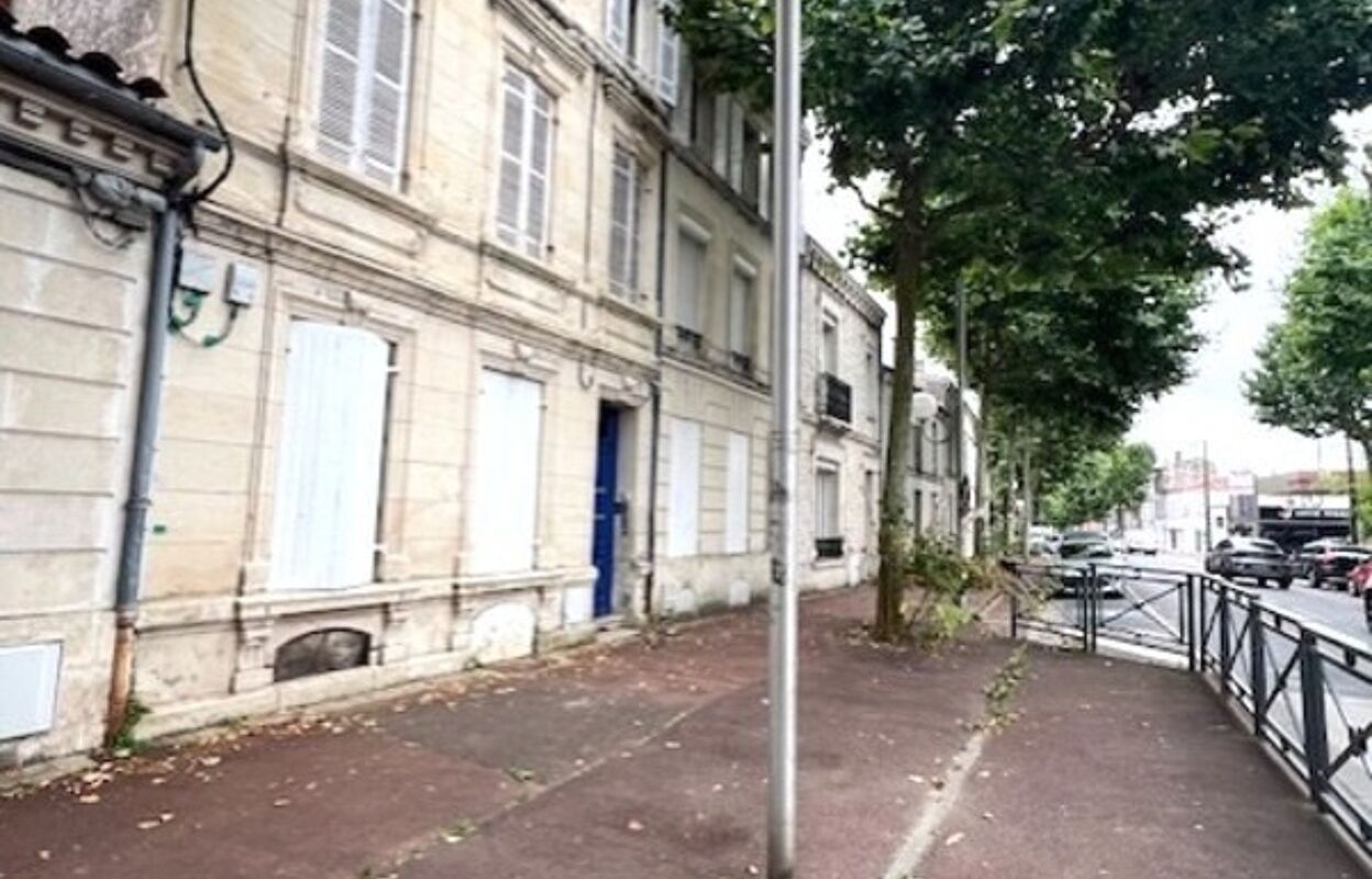 immeuble  pièces 175 m2 à vendre à Saintes (17100)