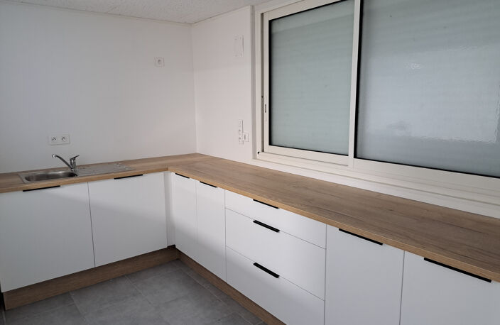 bureaux - locaux professionnels — photo 3