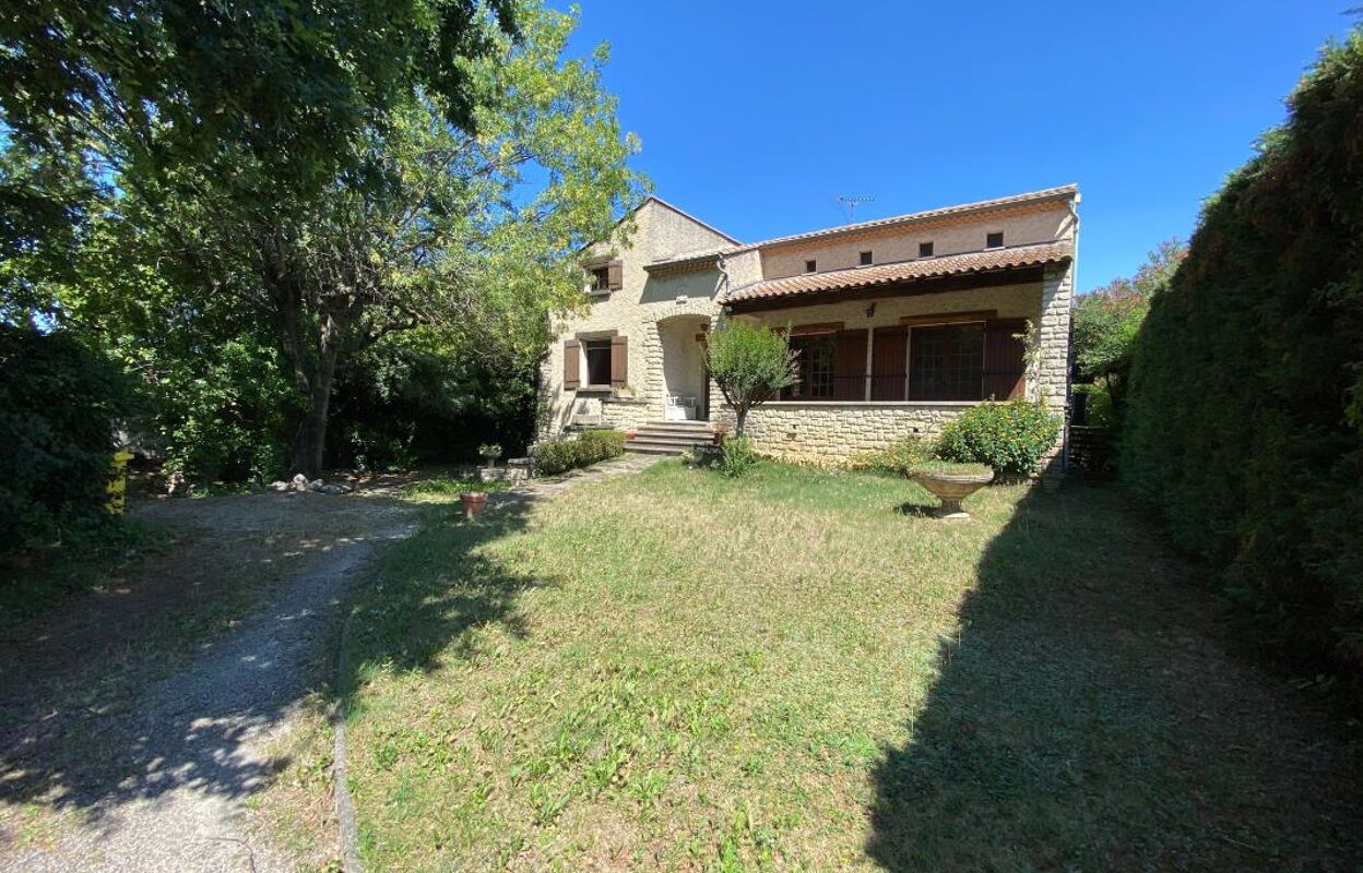 maison 6 pièces 144 m2 à vendre à Le Pontet (84130)