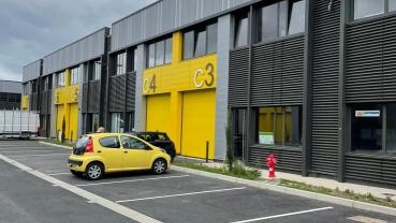 bureau  pièces 106 m2 à louer à Poissy (78300)