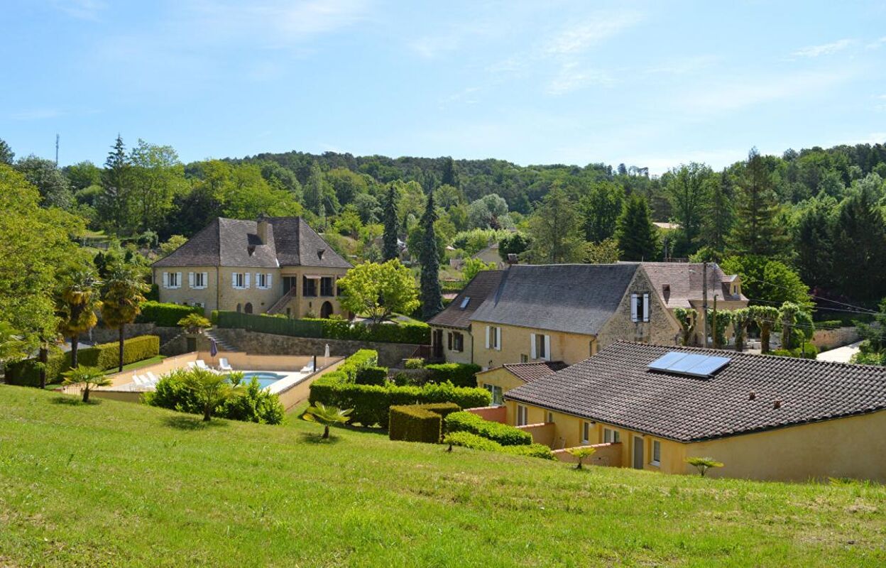 maison 20 pièces 520 m2 à vendre à Sarlat-la-Canéda (24200)