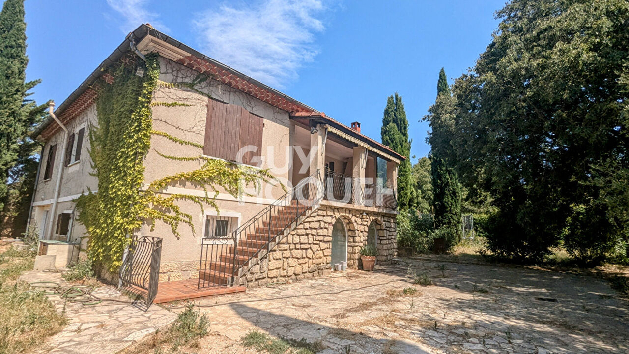 maison 9 pièces 200 m2 à vendre à Carpentras (84200)