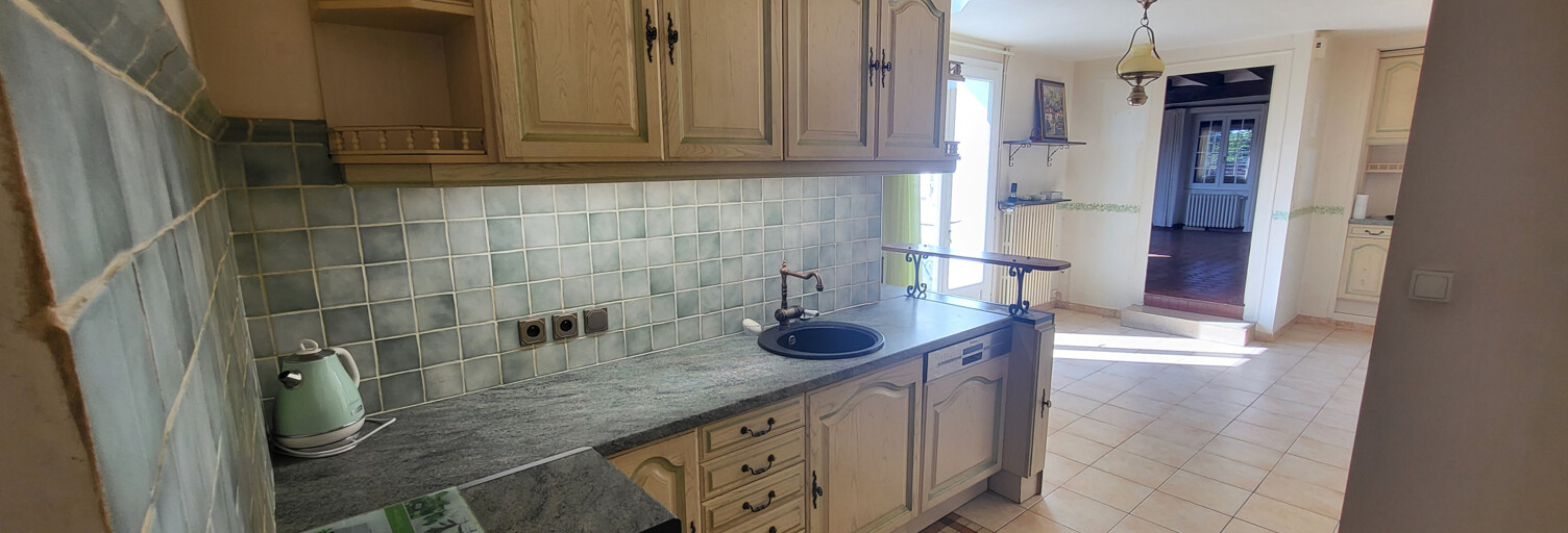 Maison 5 Pièces 123 m² à vendre à Lussac-les-Châteaux (86320)