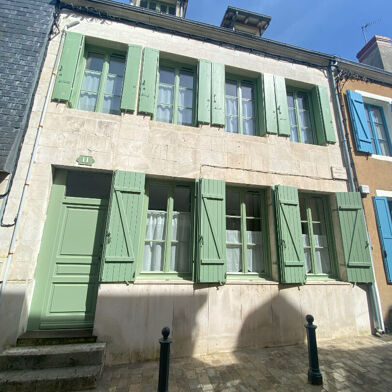 Maison 7 pièces 196 m²