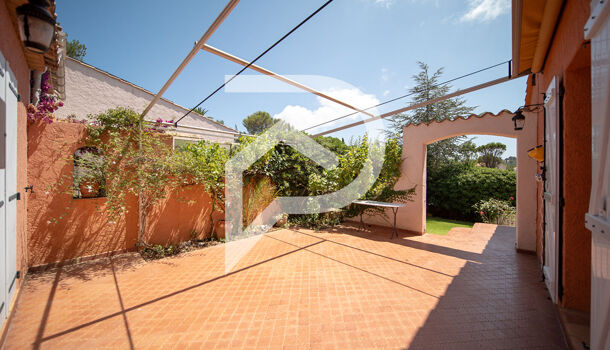 Villa / Maison 5 pièces  à vendre Saint-Raphaël 83700