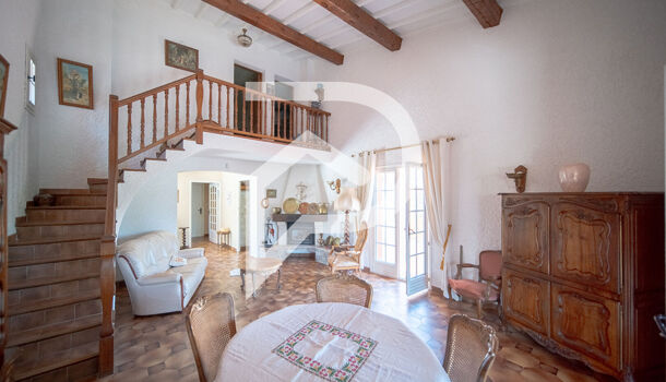 Villa / Maison 5 pièces  à vendre Saint-Raphaël 83700