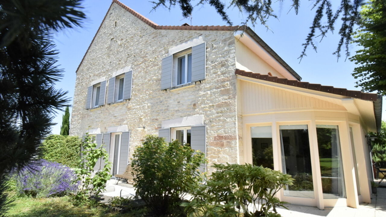 maison 8 pièces 300 m2 à vendre à Givry (71640)