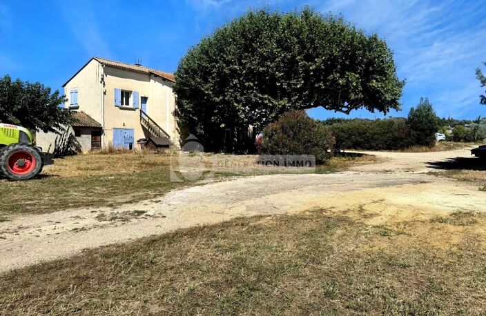 Mas en campagne d'Eyragues — photo 2