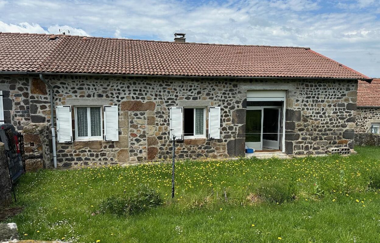 maison 5 pièces 97 m2 à vendre à Saint-Haon (43340)