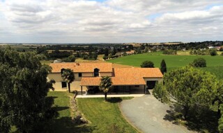 Maison 8 Pièces 245 m² à vendre à Mirebeau (86110)