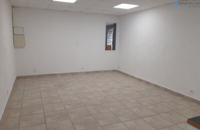 location appartement 609 € CC /mois à proximité de Saze (30650)