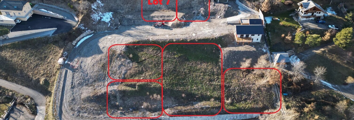 Terrain  735 m² à vendre à Châteauroux-les-Alpes (05380)