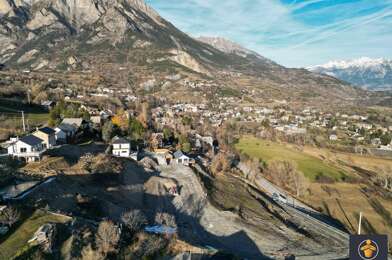 Terrain  176000 €