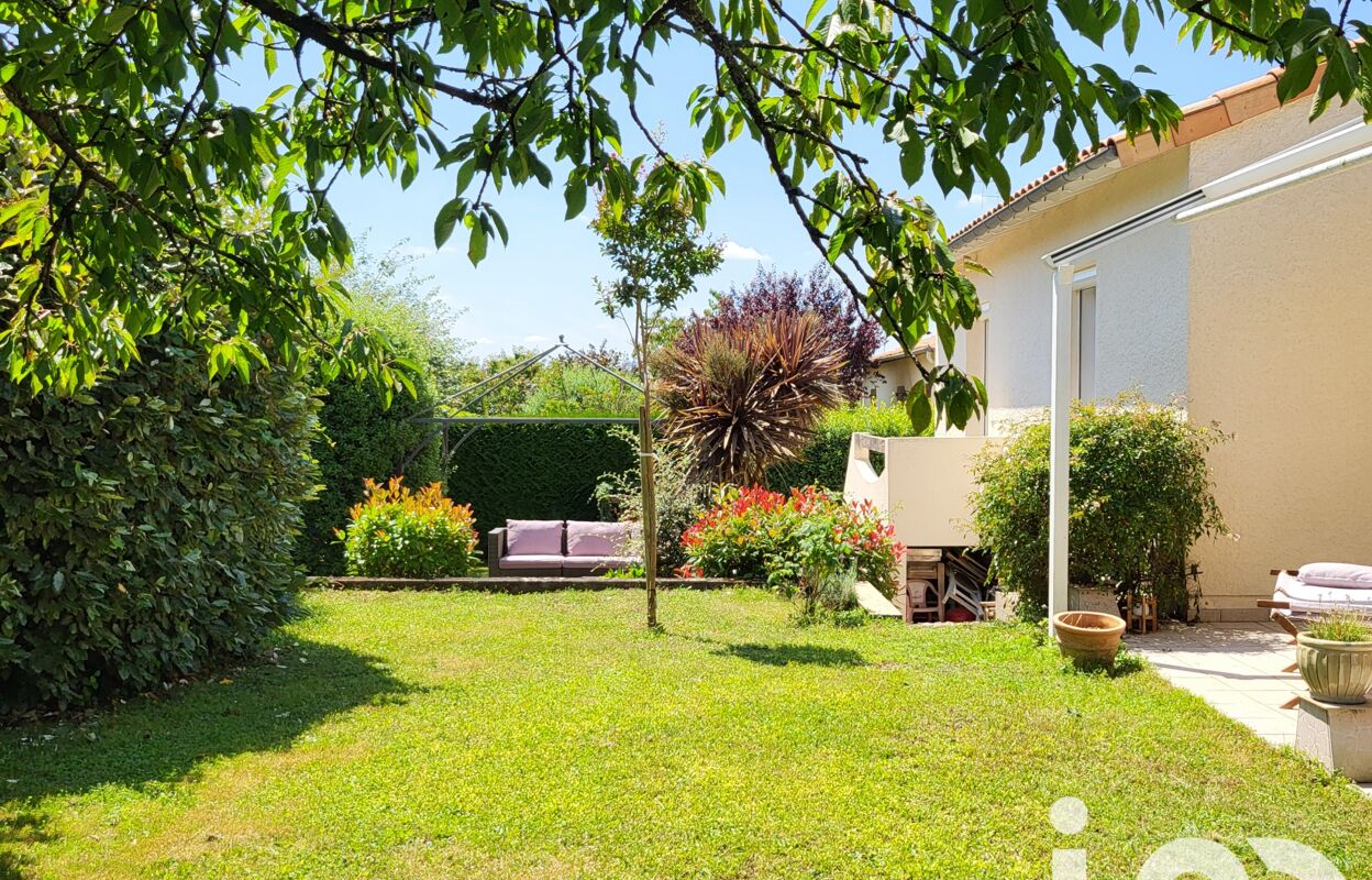 maison 6 pièces 126 m2 à vendre à Niort (79000)