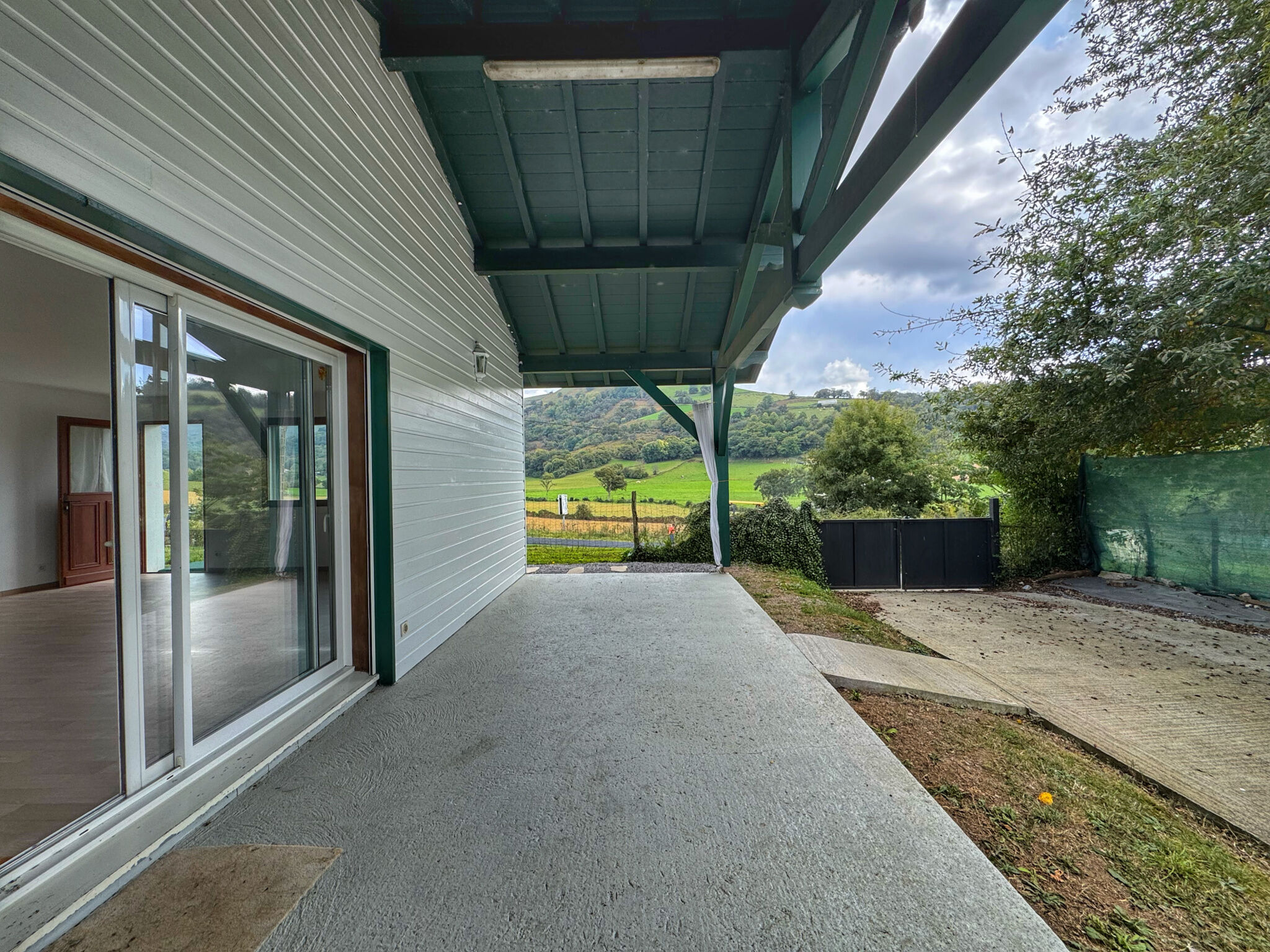 Villa / Maison  T4 à vendre Saint-Jean-Pied-de-Port 64220