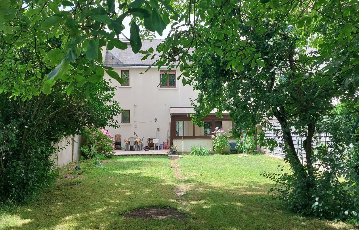 maison 6 pièces 137 m2 à vendre à Wissous (91320)