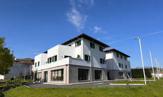 Commerce  135 m² à louer à Uhart-Cize (64220)