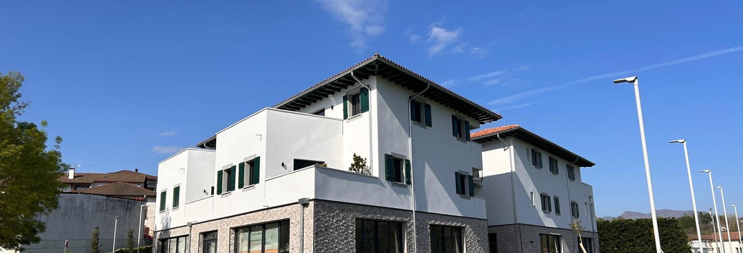 Commerce  135 m² à louer à Uhart-Cize (64220)