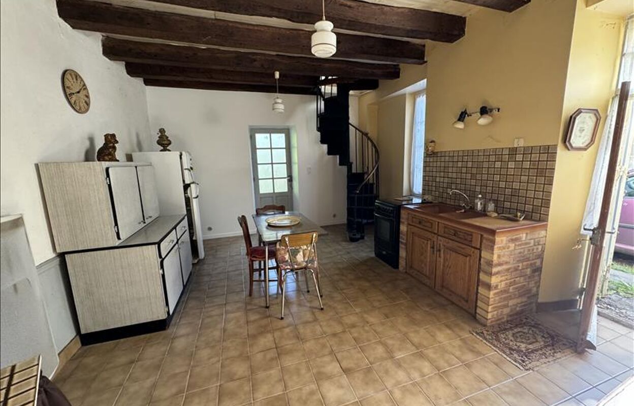 maison 4 pièces 137 m2 à vendre à La Châtre (36400)